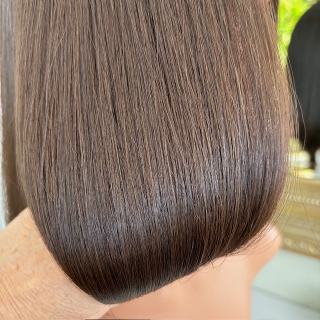 Beatrice 16'/Silk Top Human Wig Natural Medium Brown - Image 2