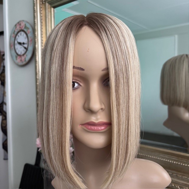 Mia 10-inch Human Mono topper